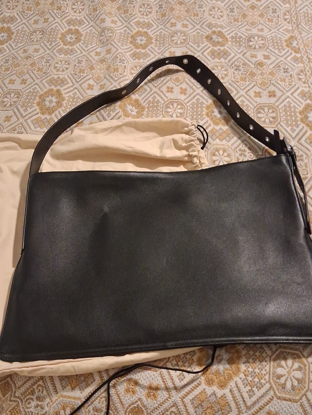 NIB Late To Work Luxe Kite Bag Black Leather Unisex Crissbody Purse - Picture 7 of 13